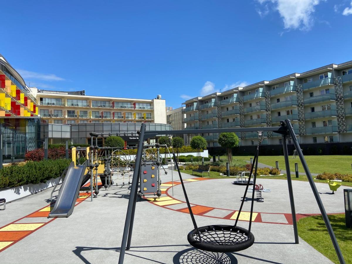 Aquarius-Aqua Apartment Kolobrzeg Bagian luar foto