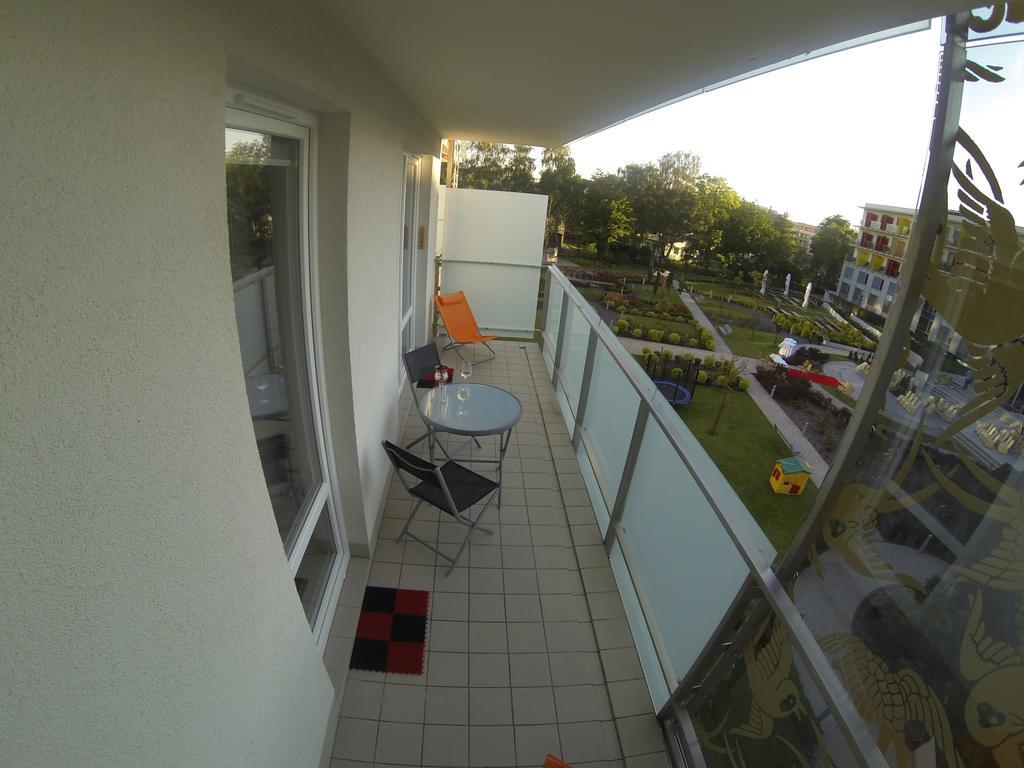 Aquarius-Aqua Apartment Kolobrzeg Bagian luar foto