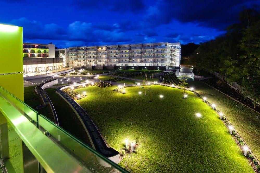 Aquarius-Aqua Apartment Kolobrzeg Bagian luar foto