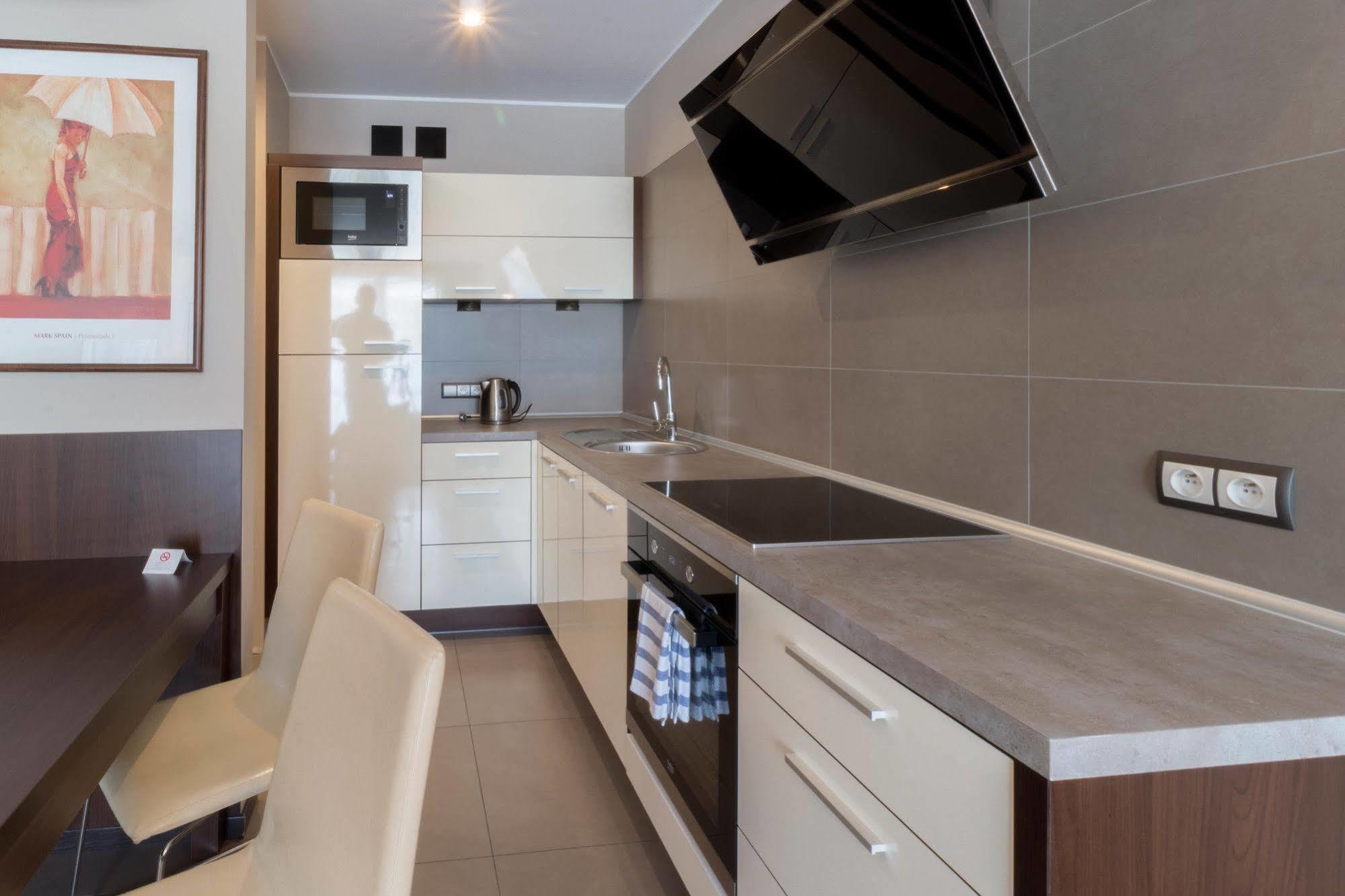 Aquarius-Aqua Apartment Kolobrzeg Bagian luar foto